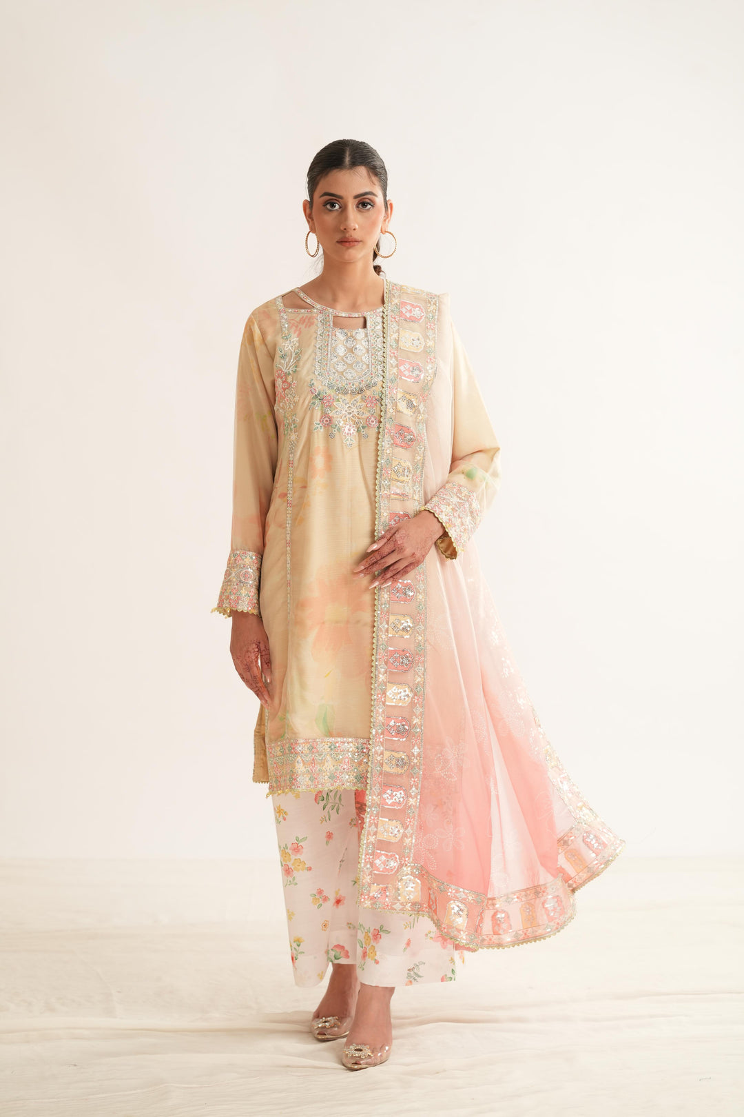 Floral Ray - Farasha Fiorella Formals Stitched