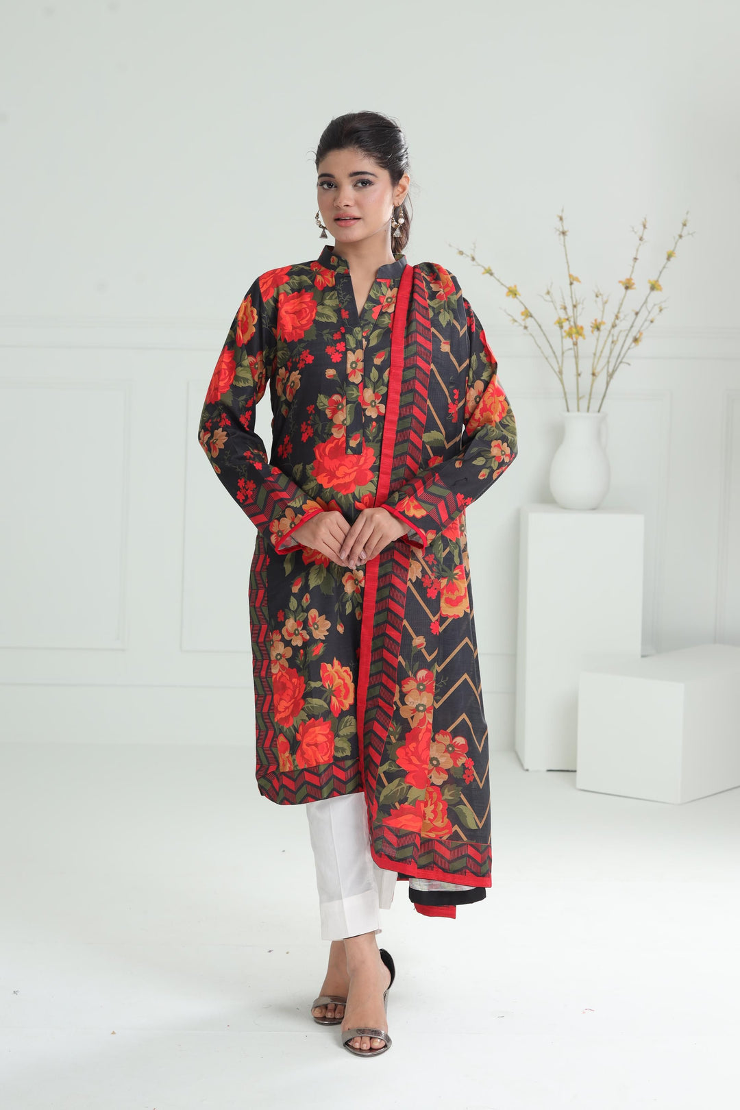 Printed Khaddar Black Stitched Suit - Alkaram