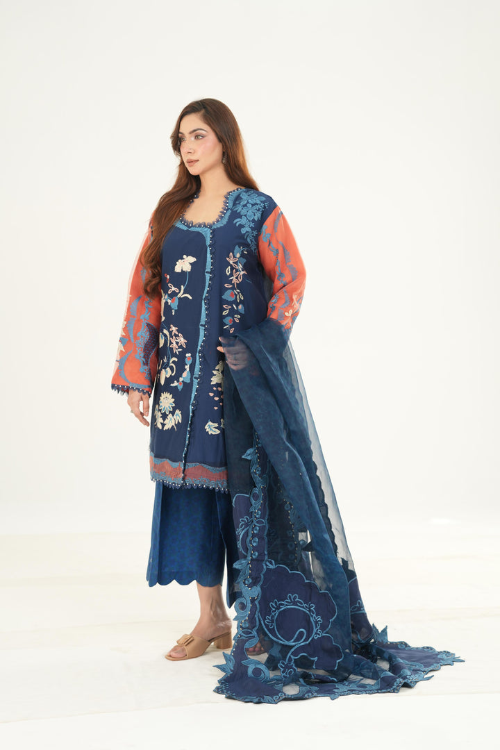 Avaia - Afrozeh A Lawn '26 Stitched