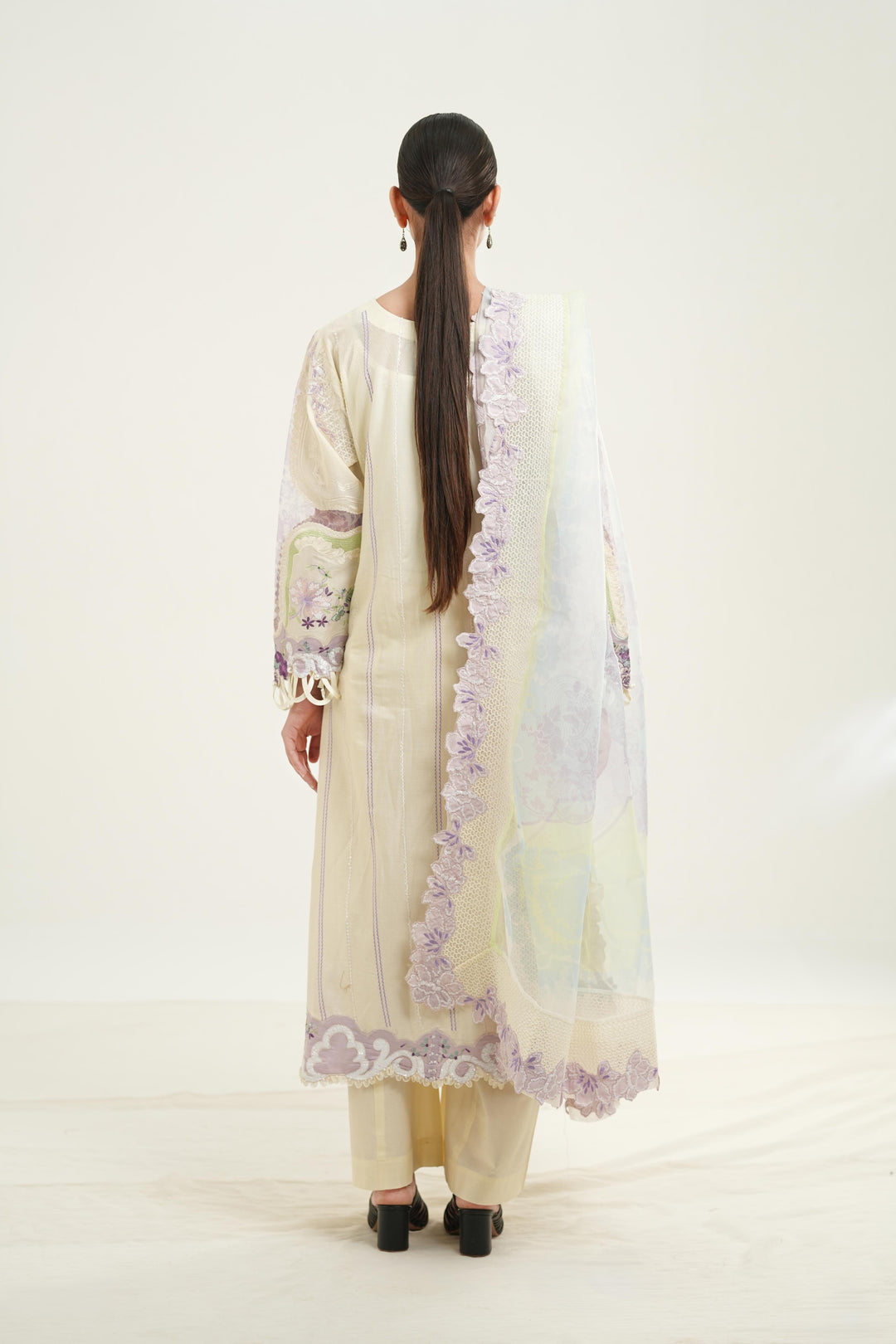 Miren - Afrozeh A Lawn '26 Stitched