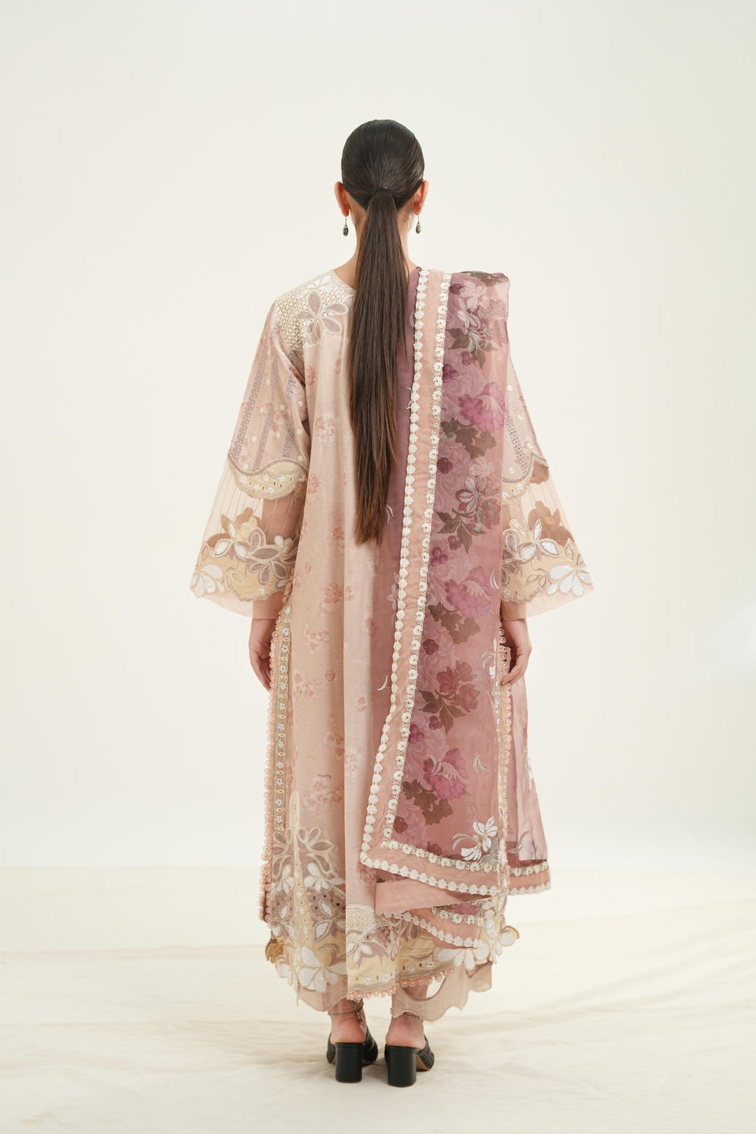 Zeyam - Afrozeh A Lawn '26 Stitched