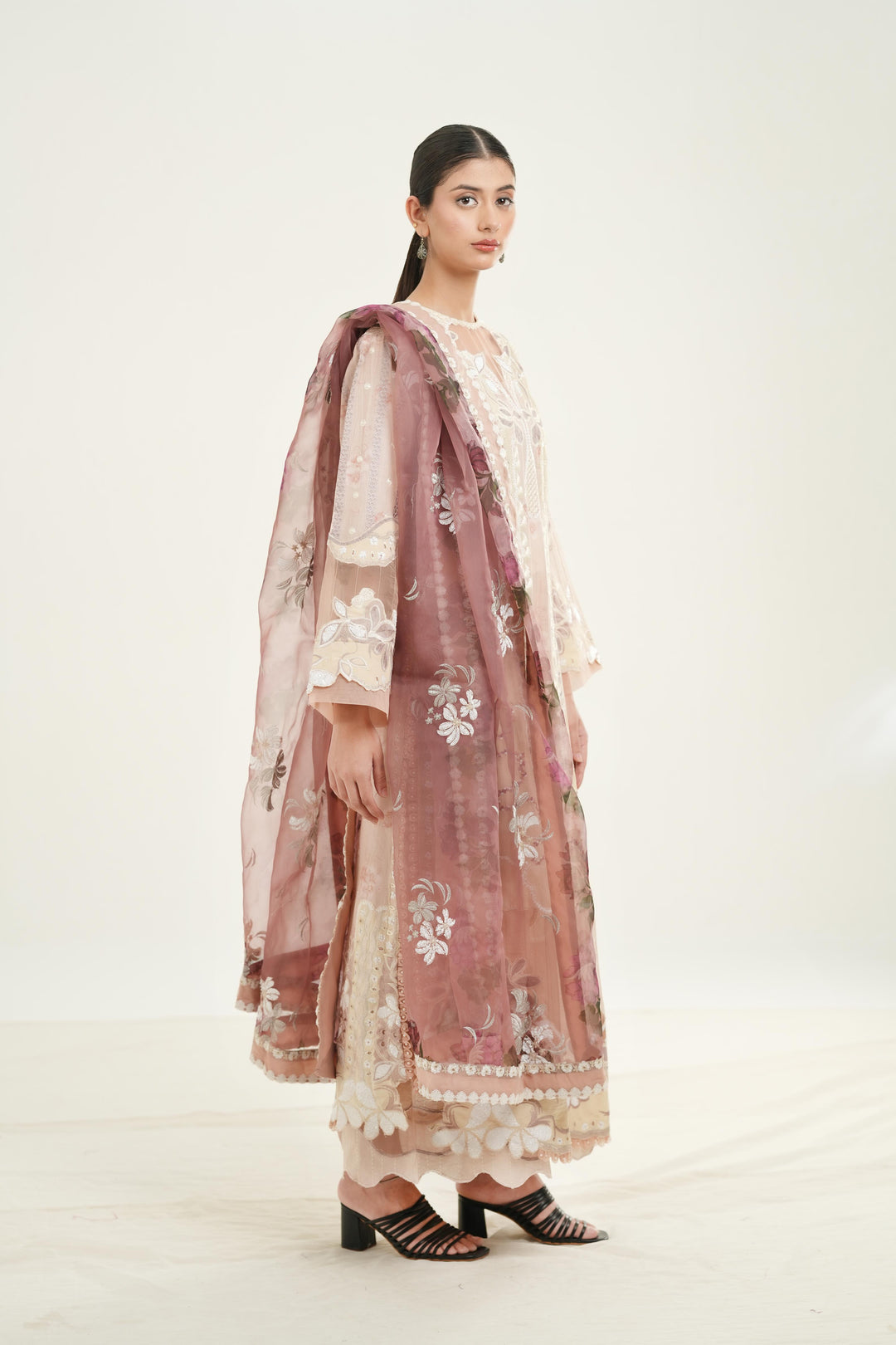 Zeyam - Afrozeh A Lawn '26 Stitched
