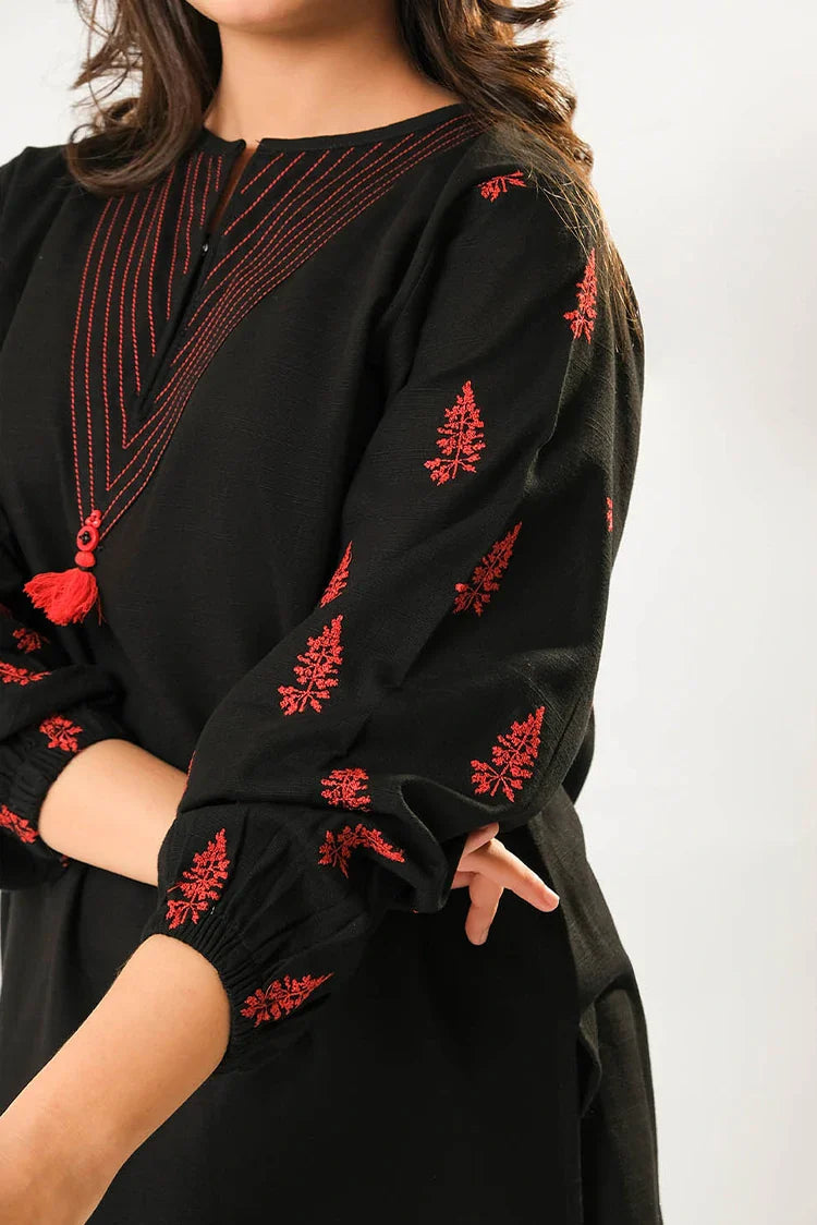 Cotton Khaddar Dyed Black Stitched Suit - Senorita