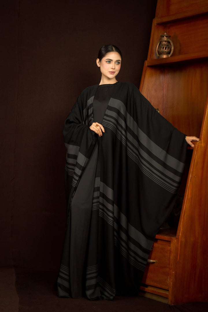 Miraan Black Abaya