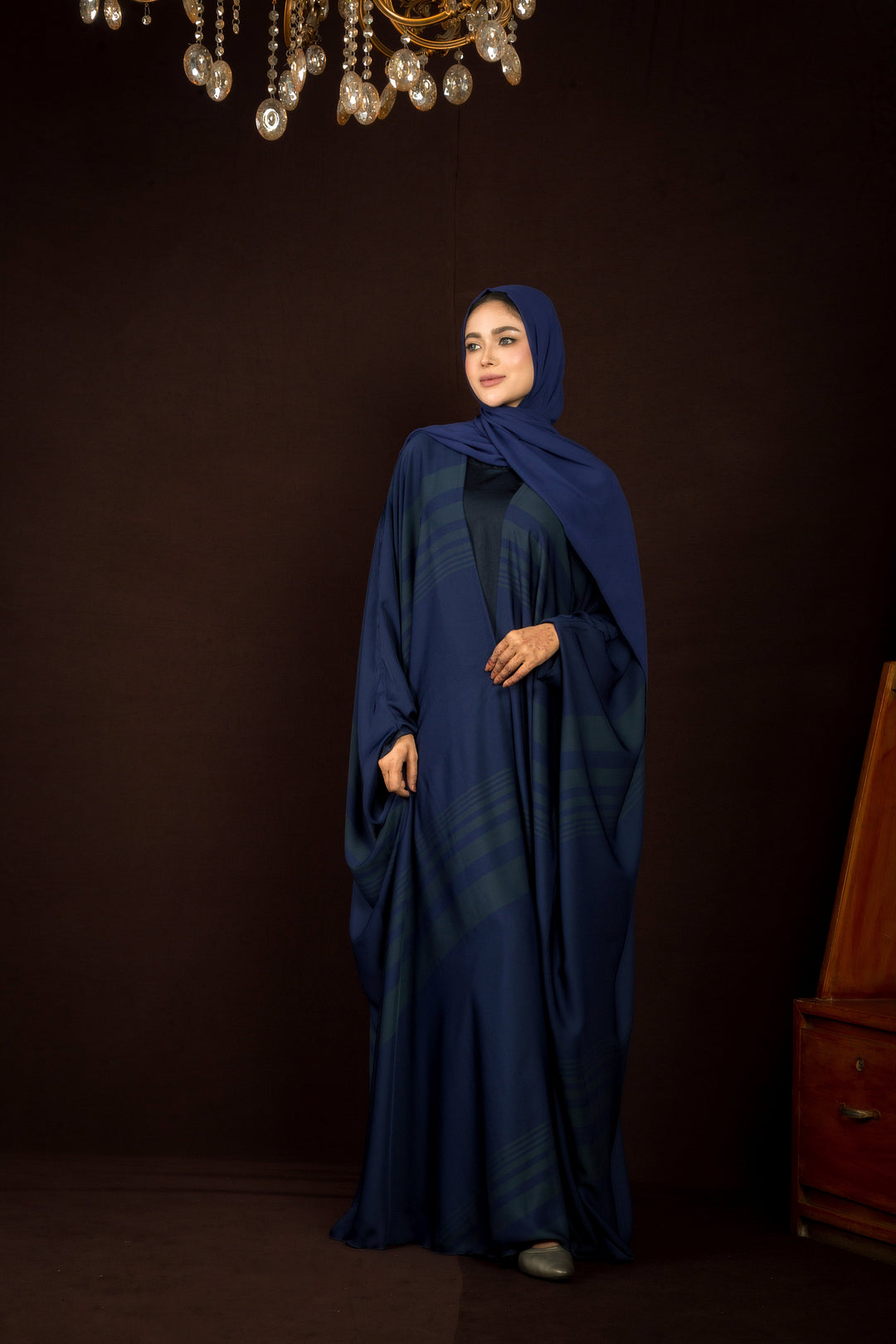 Miraan Navy Abaya