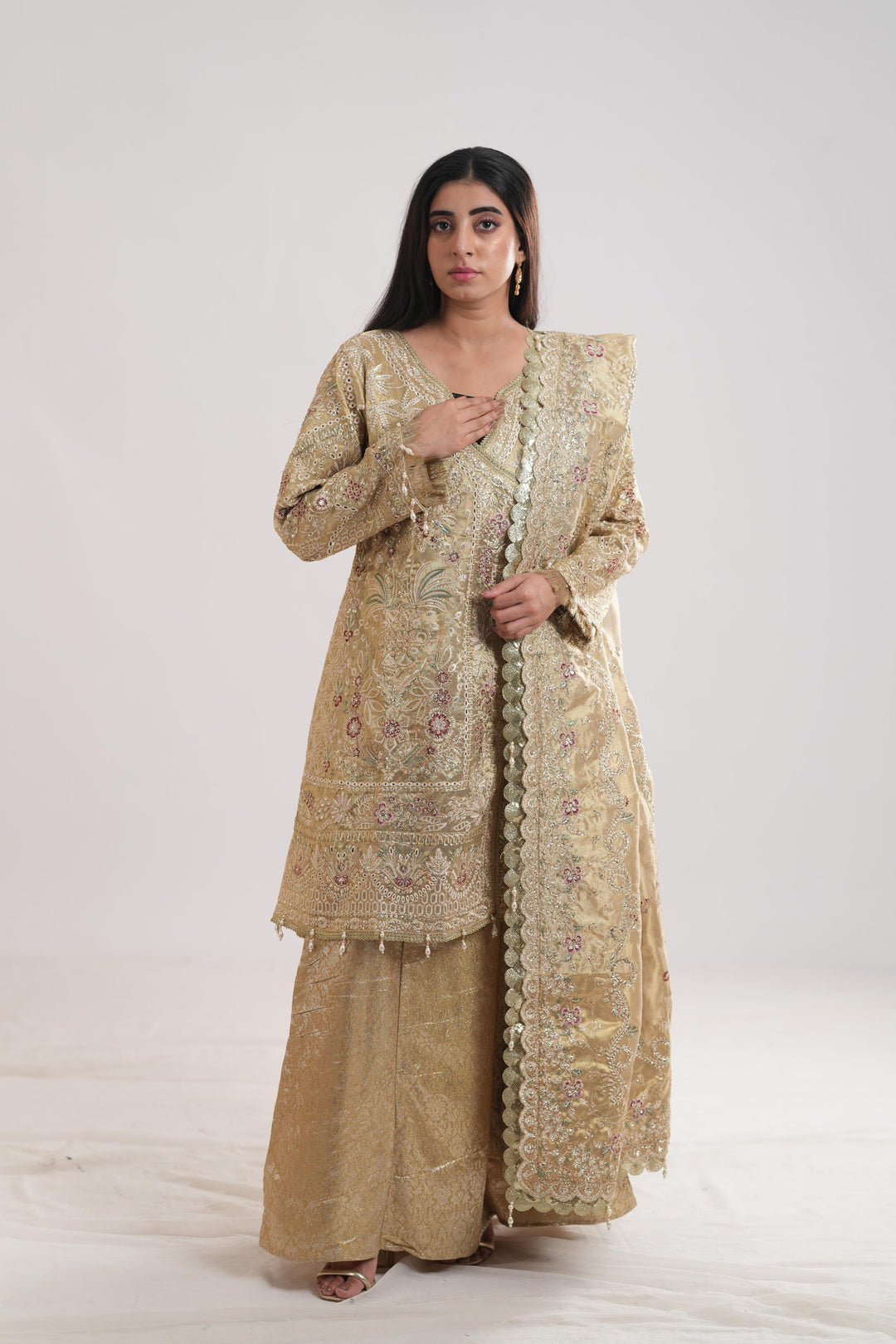 Goldveil - Afrozeh Dastangoi Stitched