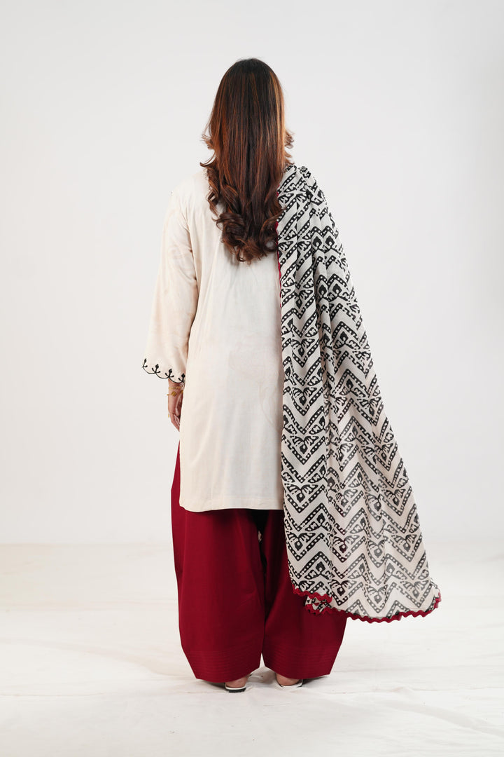 Design 4A - Sana Safinaz Mahay Stitched