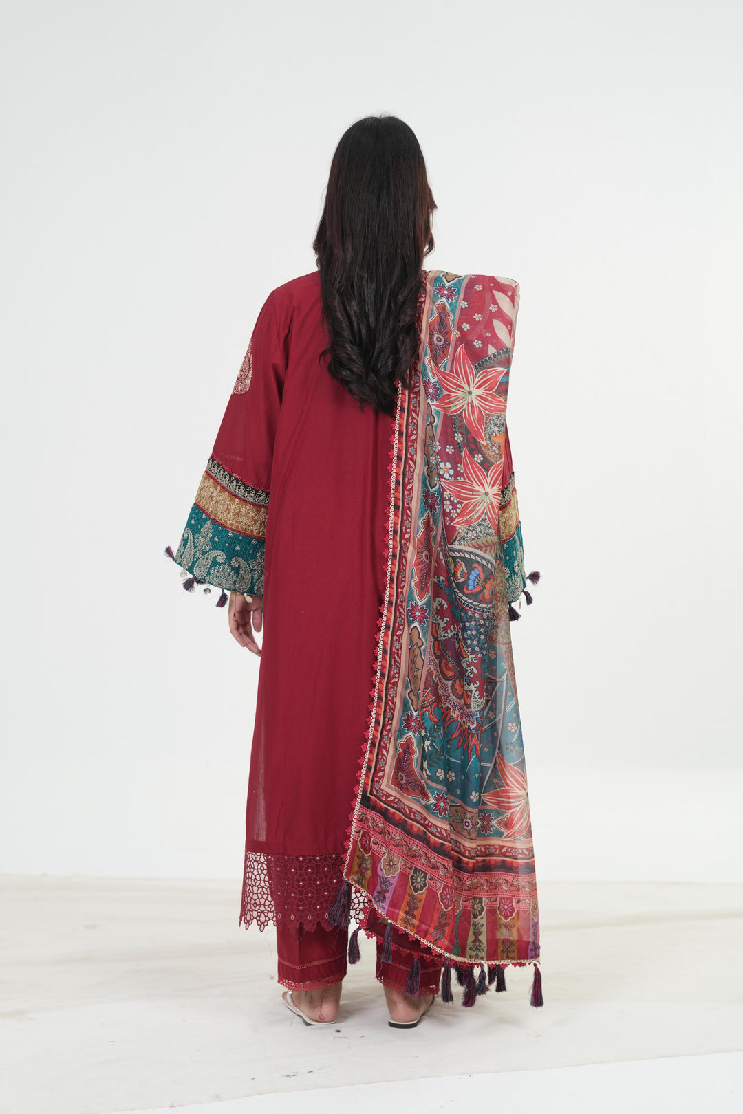 Design 8 - Jazmin Iris Luxury Stitched