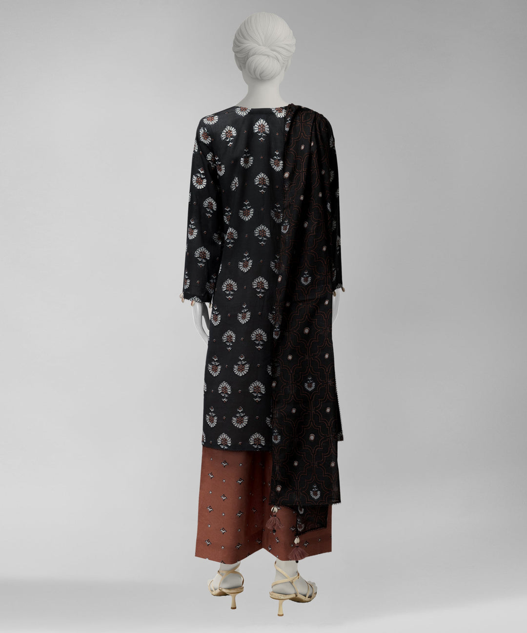 Lawn Grey Unstitched Suit - J. Junaid Jamshed