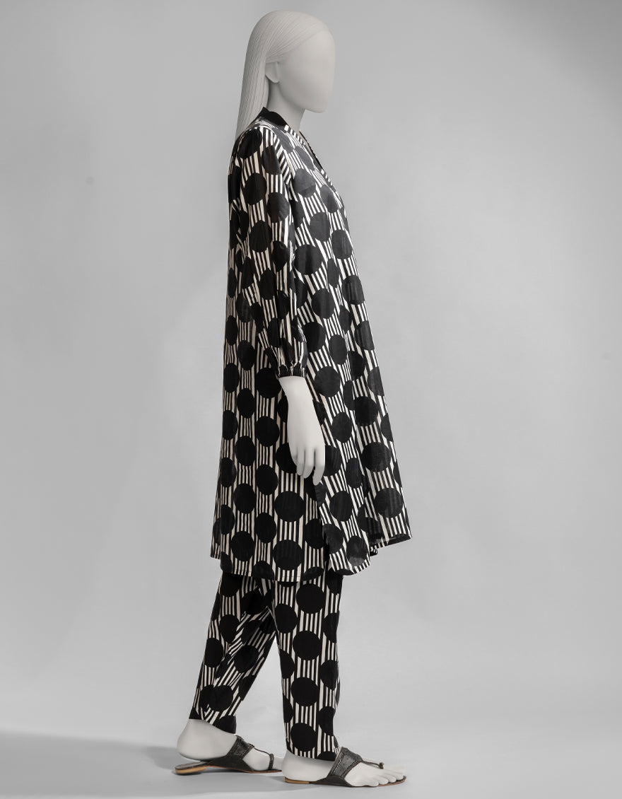 Lawn Black Kurti - J. Junaid Jamshed