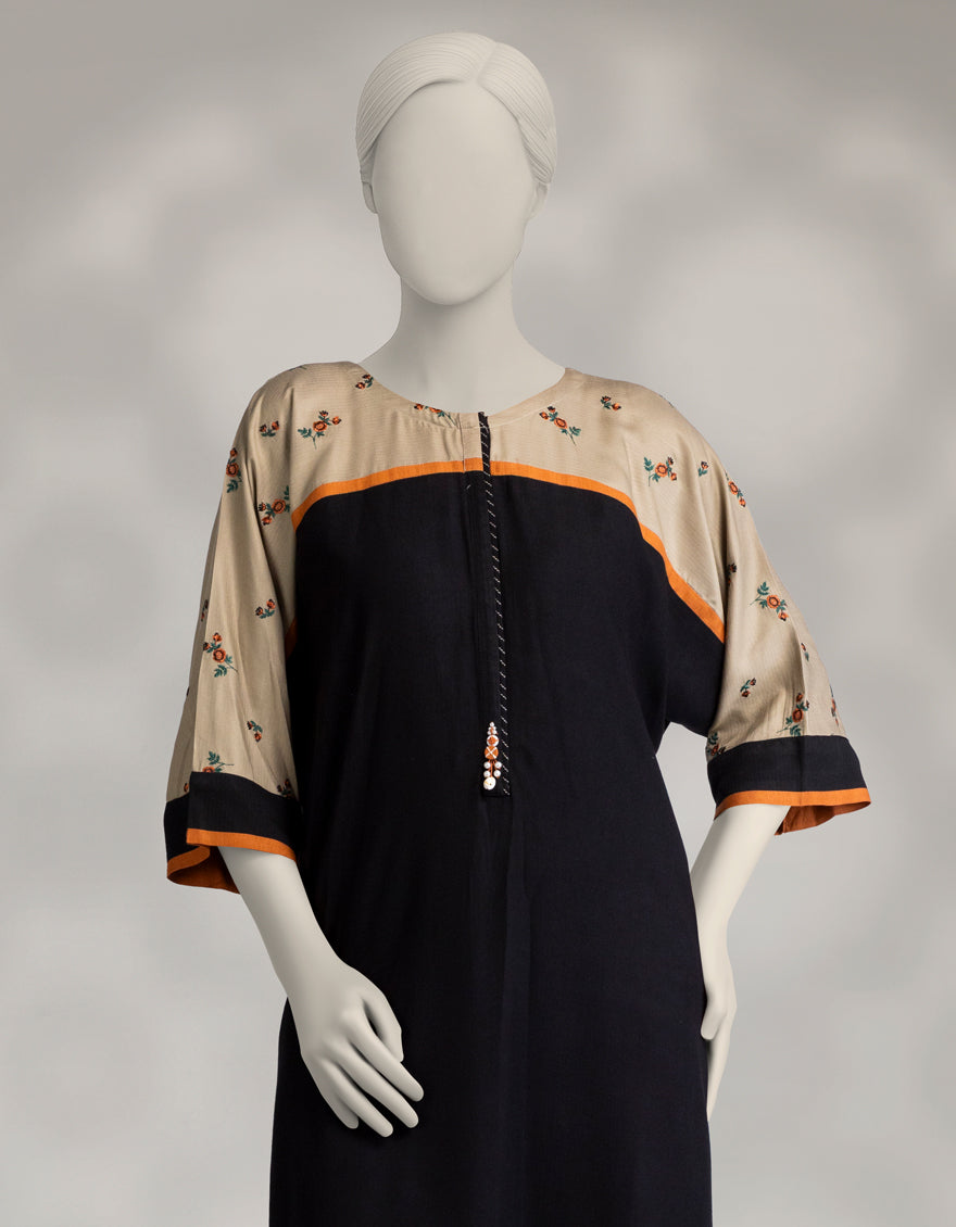 Pashmina Black Kurti - J. Junaid Jamshed