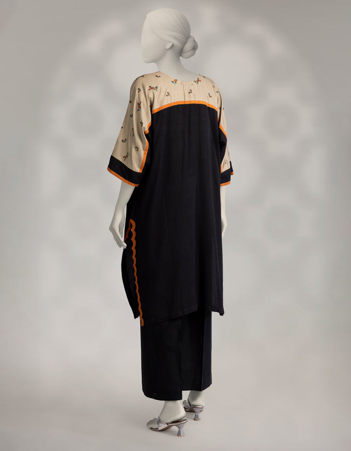Pashmina Black Kurti - J. Junaid Jamshed