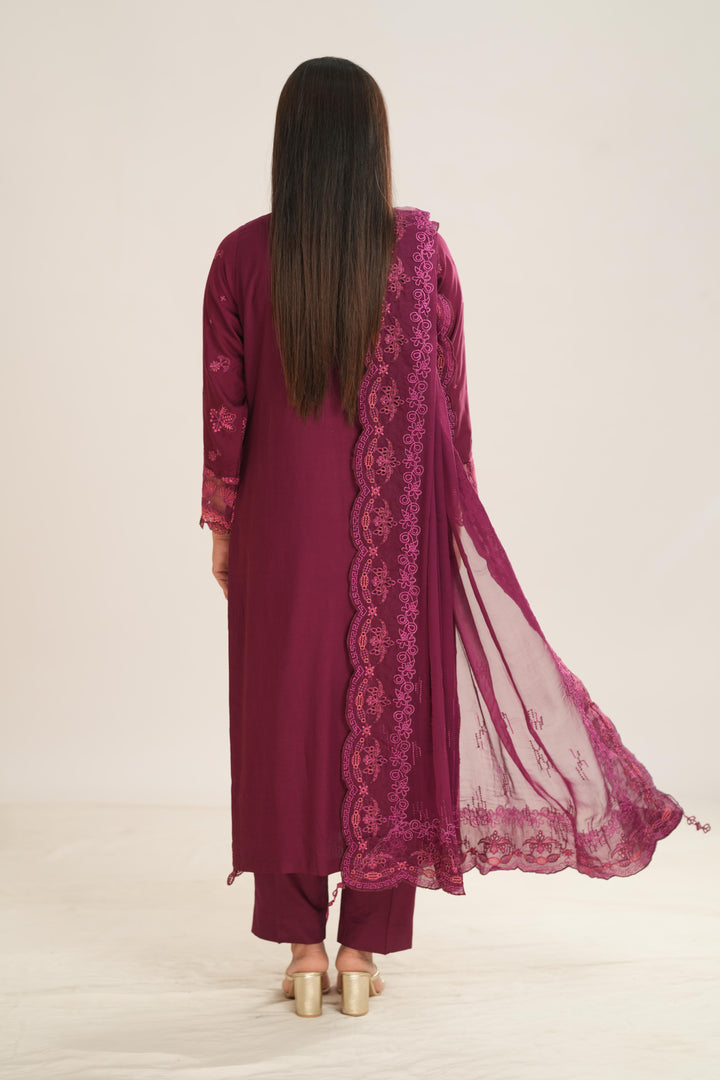 Veyrah - Q Line by Qalamkar Stitched