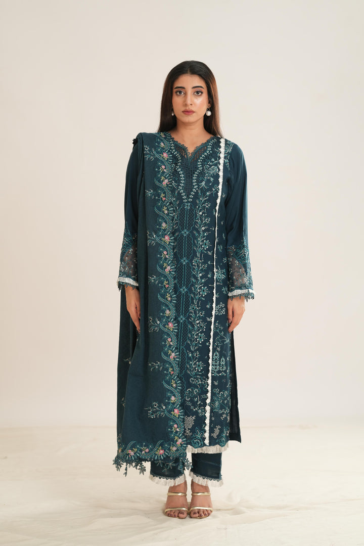 Lush - Q Line by Qalamkar Stitched