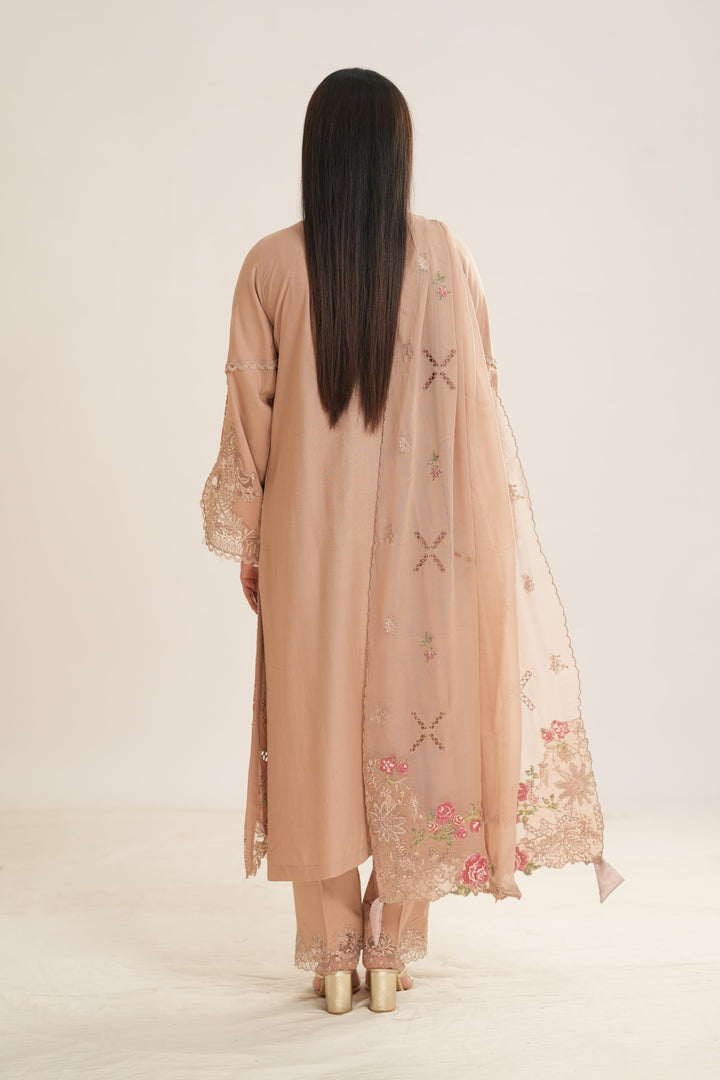 Dusk - Q Line by Qalamkar Stitched