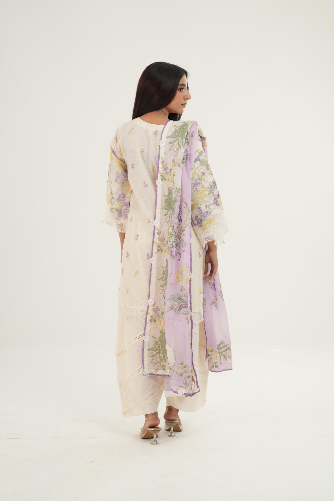 Design 8 - Sana Safinaz Luxury Lawn Stitched