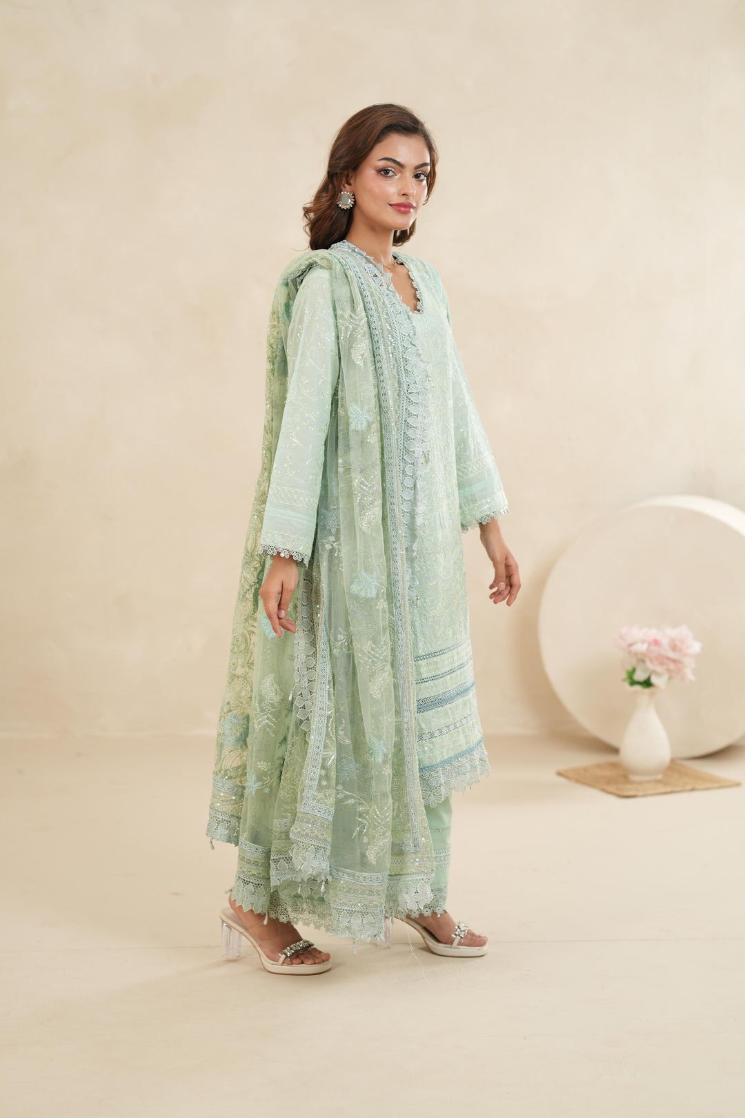 Design 4B- Sobia Nazir Luxury Lawn Stitched