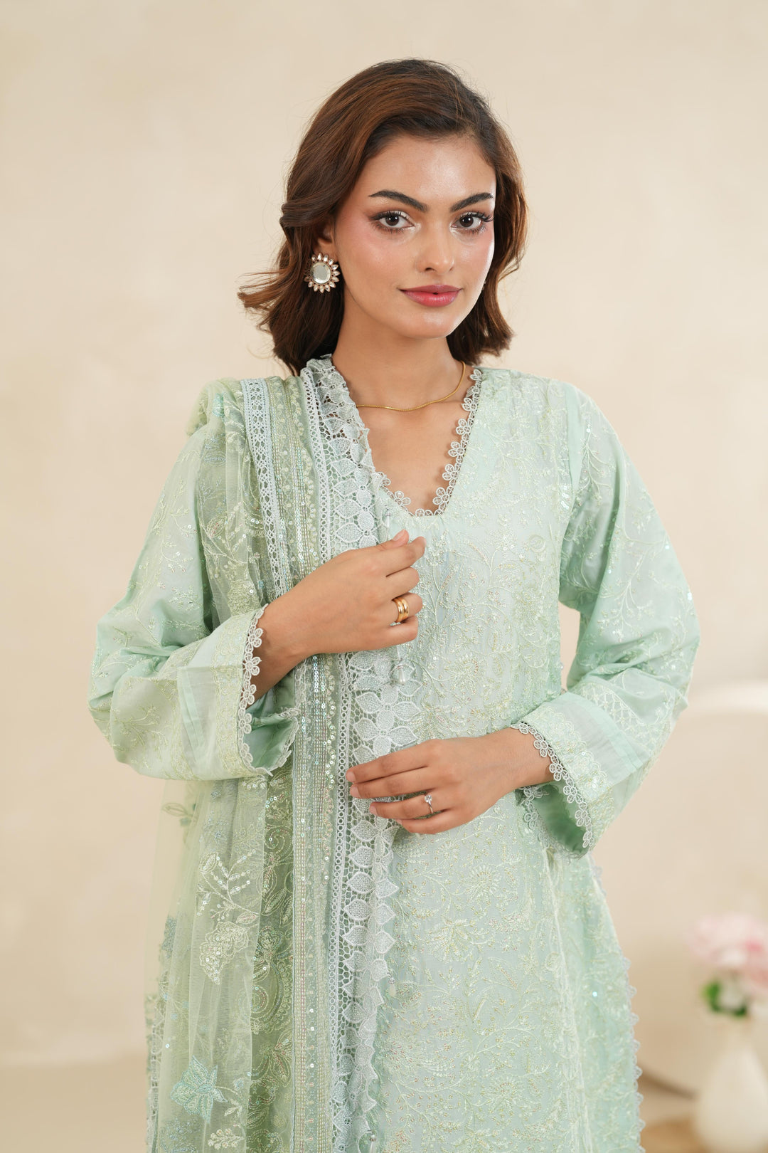 Design 4B- Sobia Nazir Luxury Lawn Stitched