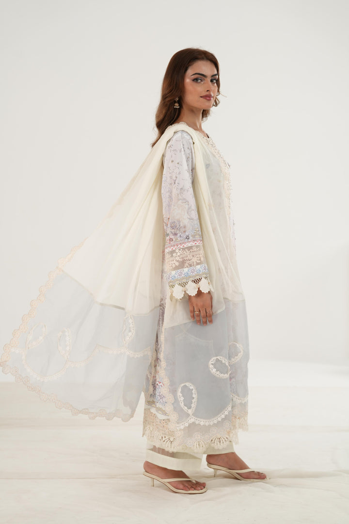 Roisin - Qalamkar Luxe Silk Stitched