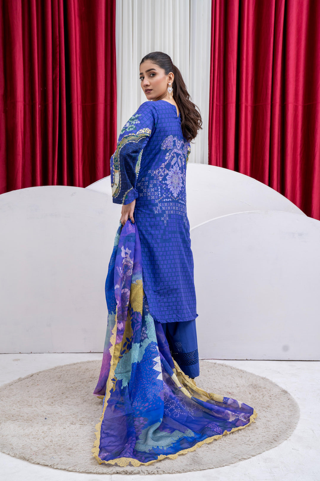 Lumora - Afrozeh Luxury Lawn Stitched