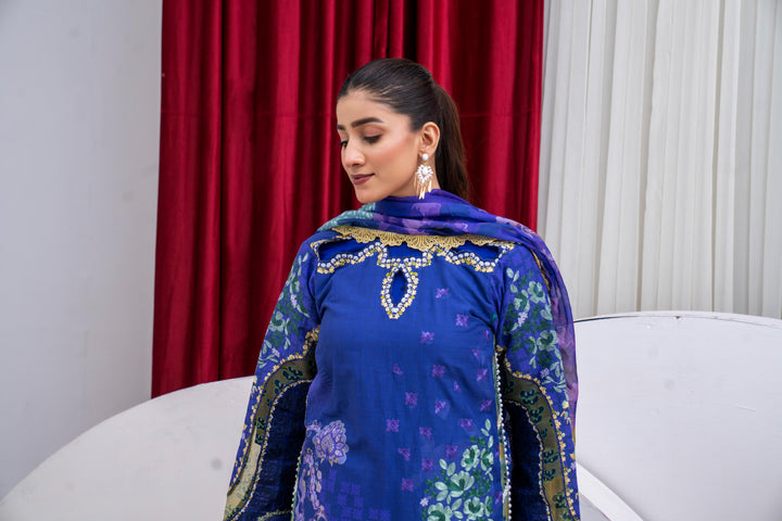 Lumora - Afrozeh Luxury Lawn Stitched