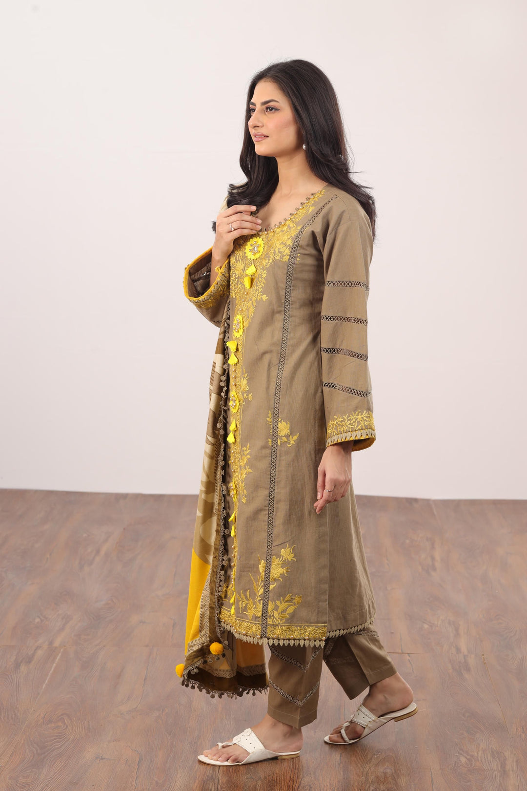 Design 11A - Sana Safinaz Muzlin Winter Stitched