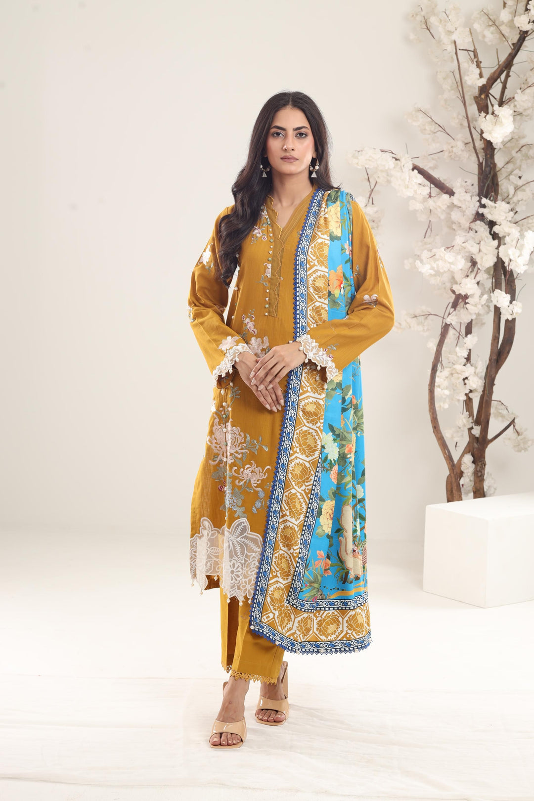 Design 8A - Sana Safinaz Muzlin Winter Stitched