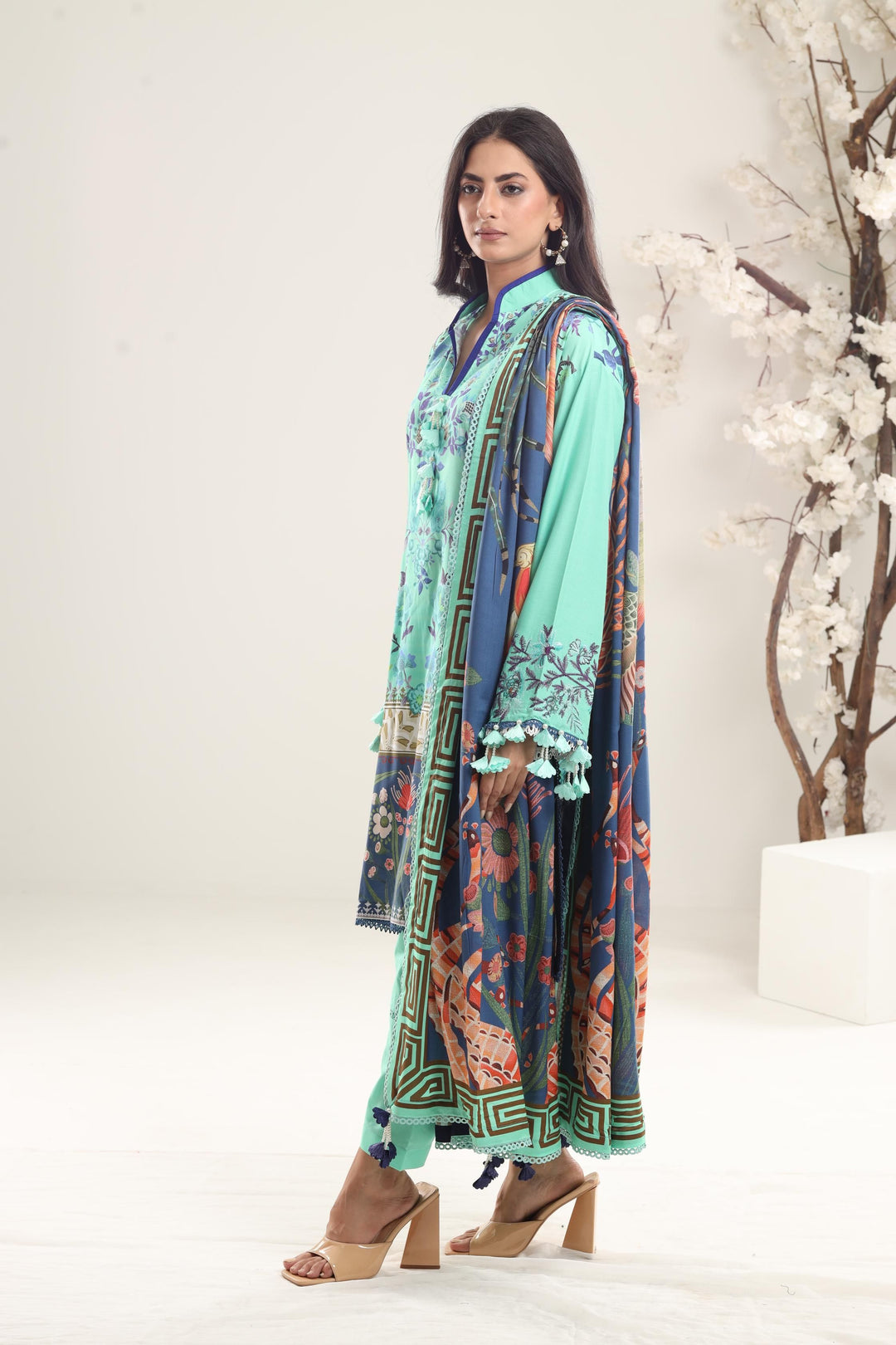 Design 22A - Sana Safinaz Muzlin Winter Stitched