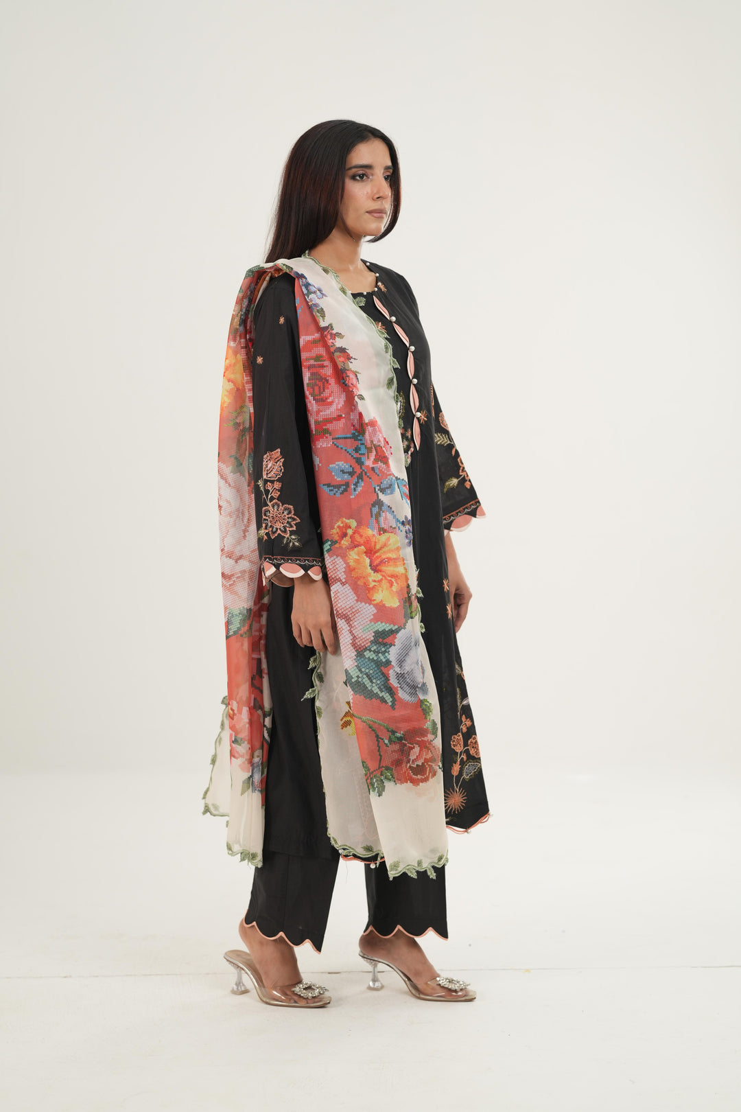 Design 6A - Sana Safinaz Muzlin Stitched