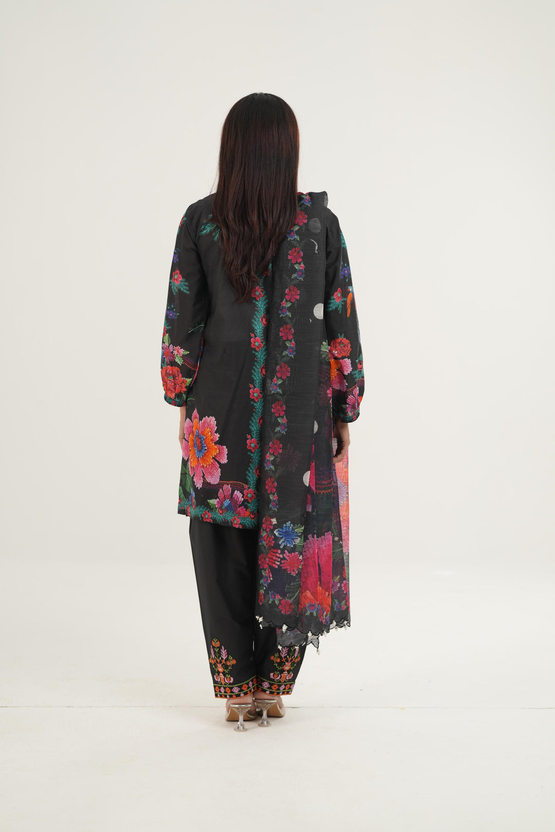Design 16B - Sana Safinaz Muzlin Stitched