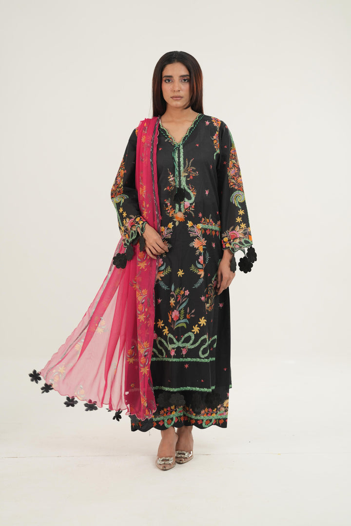 Design 18B - Sana Safinaz Muzlin Stitched