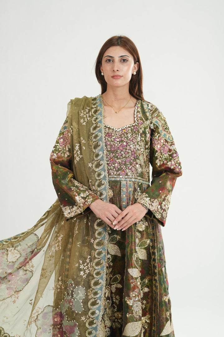 Mahsil - Afrozeh Hayat Stitched