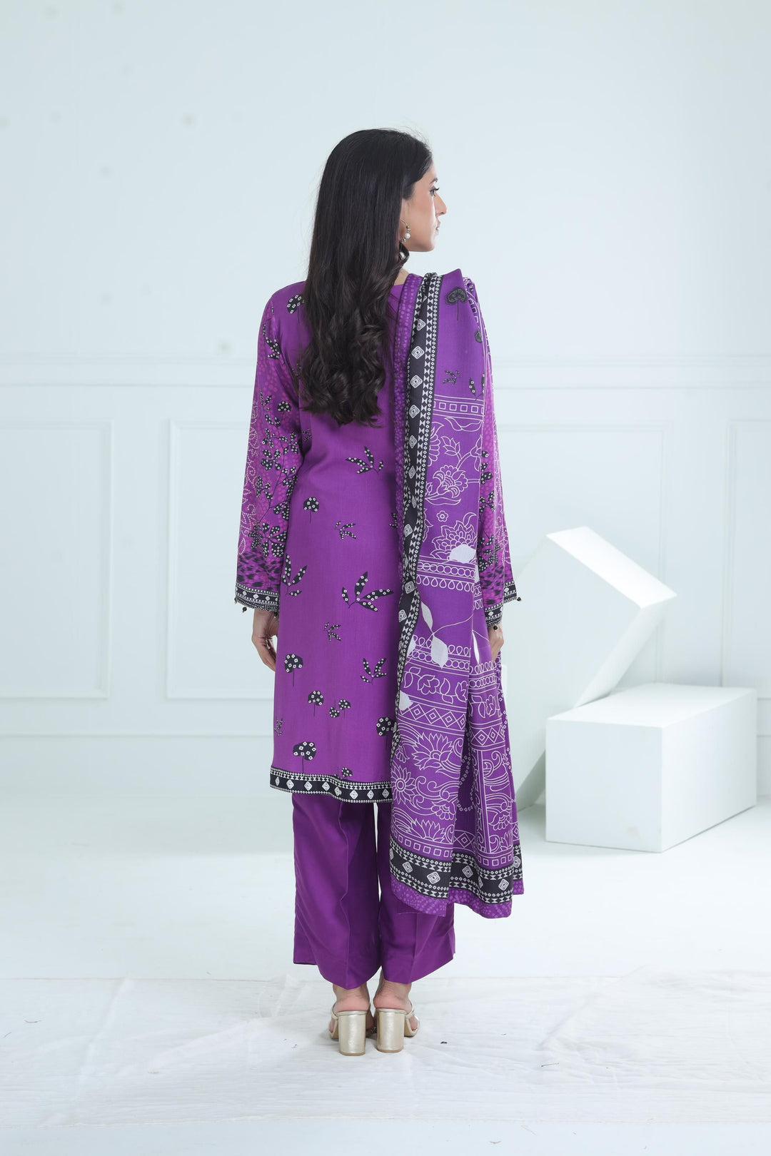 Design 7B - Maria B M Basic Winter Stitched