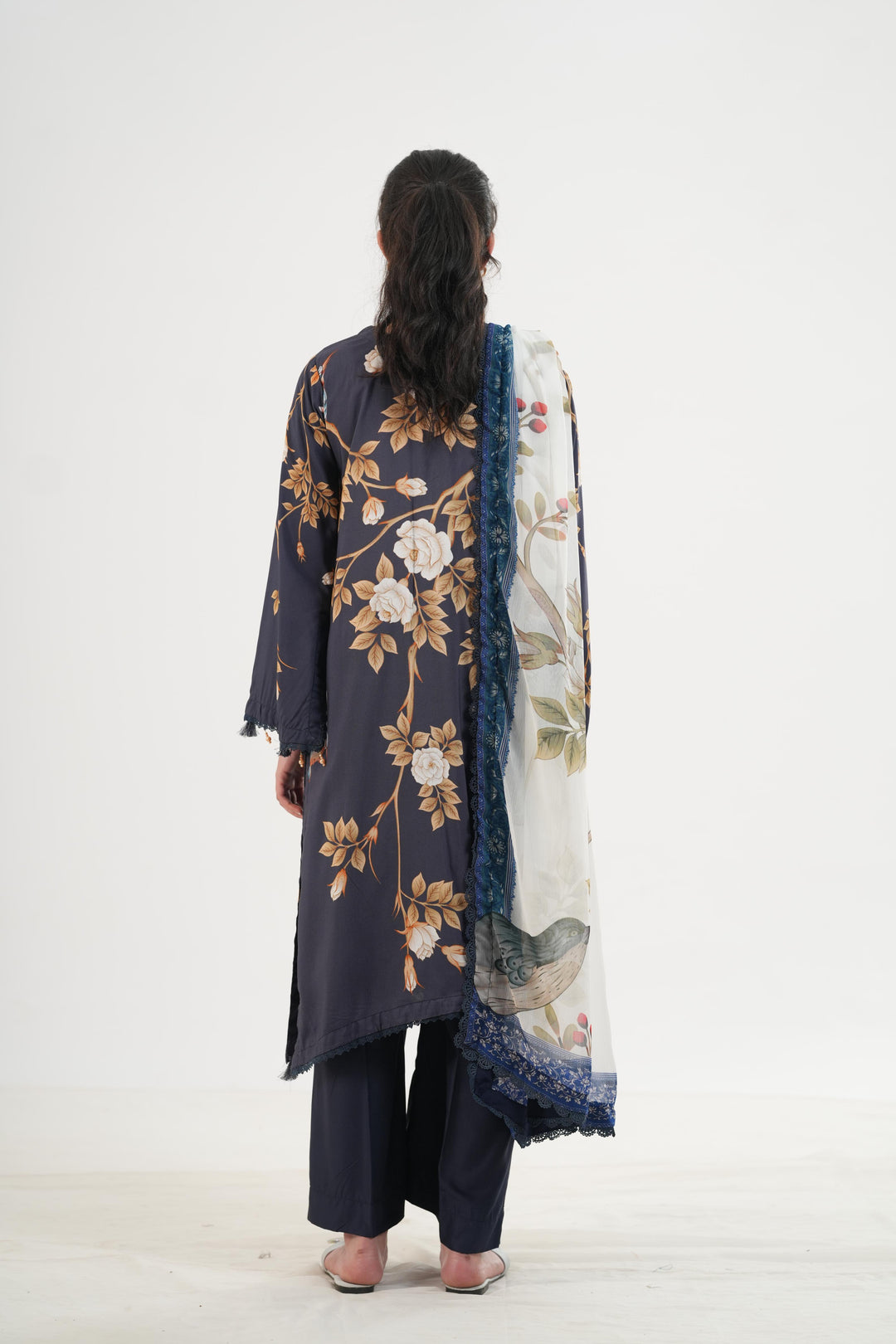 Design 2A - Maria B M-Basic Stitched