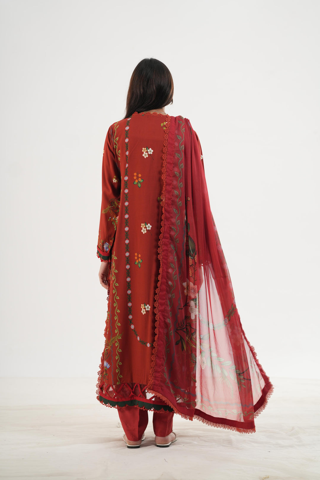 Design 5A - Maria B M-Basic Stitched