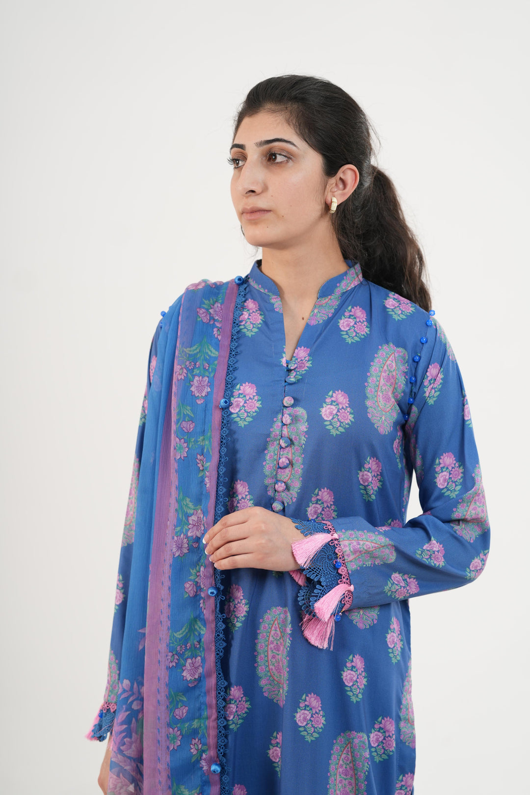 Design 10B - Maria B M-Basic Stitched