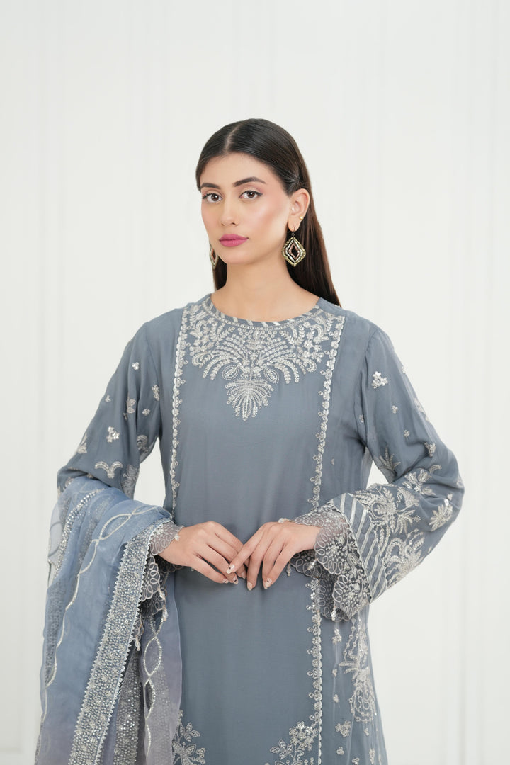 Nilmah - Zarif Bayaan Formals Stitched