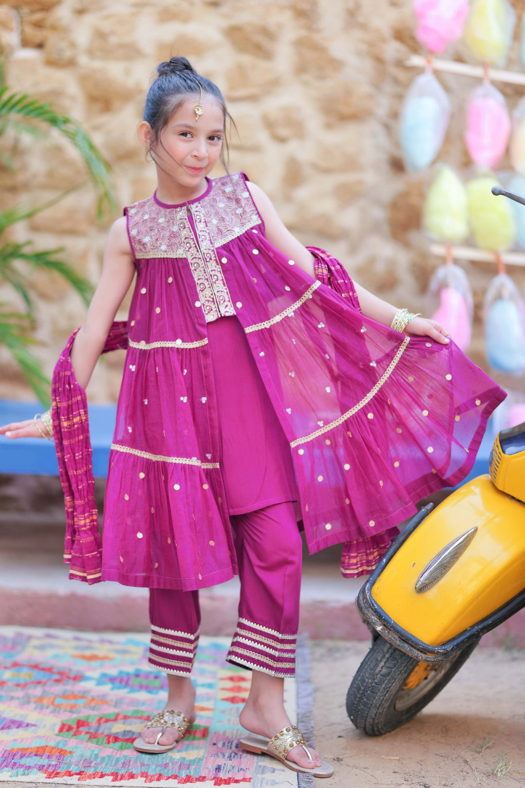 Bori Net Fancy Magenta Stitched Suit - Senorita