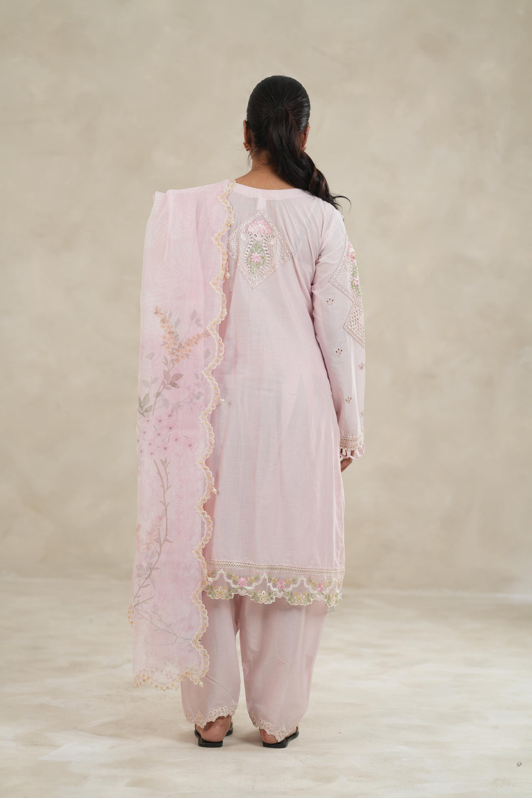 Pink Breeze - Tales of Petals Stitched by Sardinia