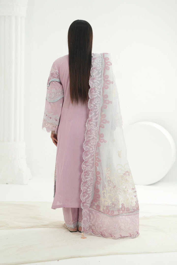 Isane - Qalamkar Festive Lawn '26 Stitched