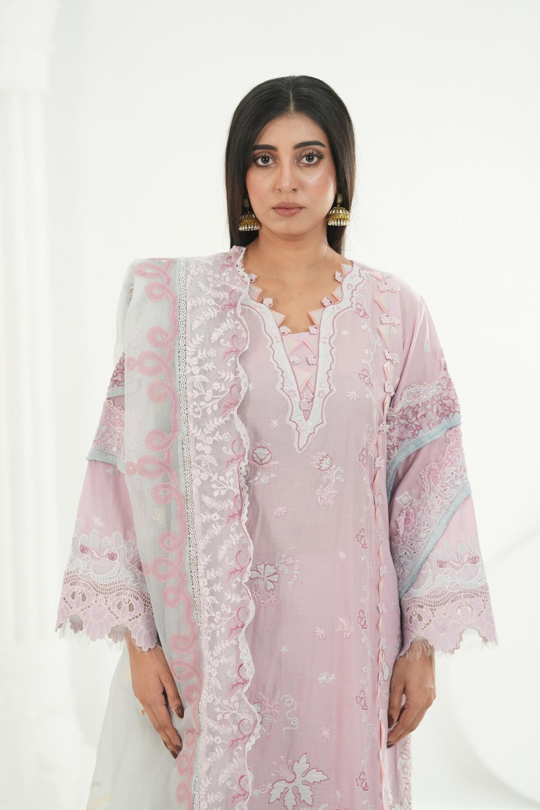 Isane - Qalamkar Festive Lawn '26 Stitched