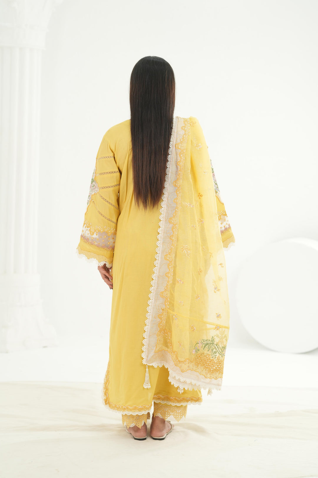 Zaria - Qalamkar Festive Lawn '26 Stitched
