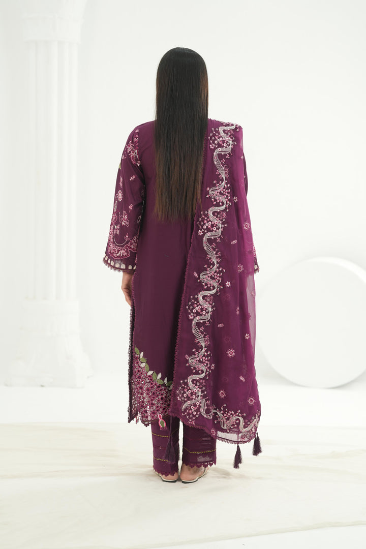 Tresa - Qalamkar Festive Lawn '26 Stitched