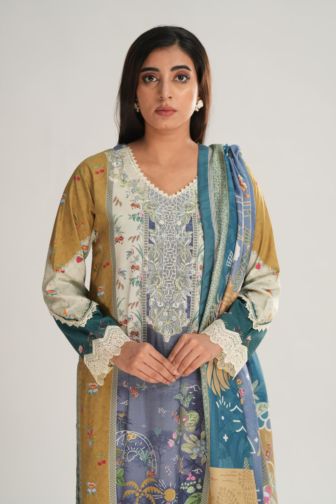 Alina - Qprints by Qalamkar Stitched