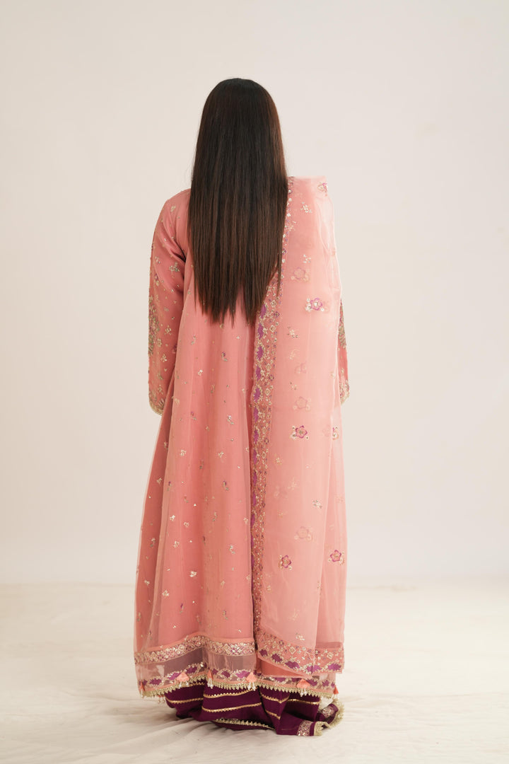 Seraira - Afrozeh La Fuchsia Stitched