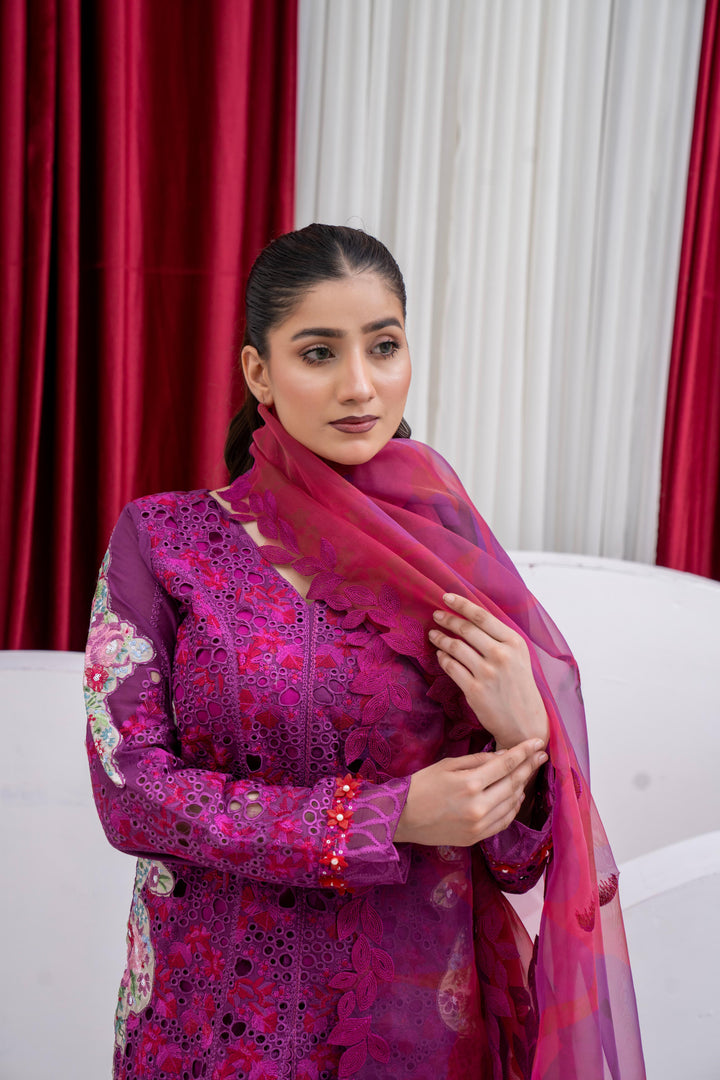Serene - Afrozeh Luxury Lawn Stitched