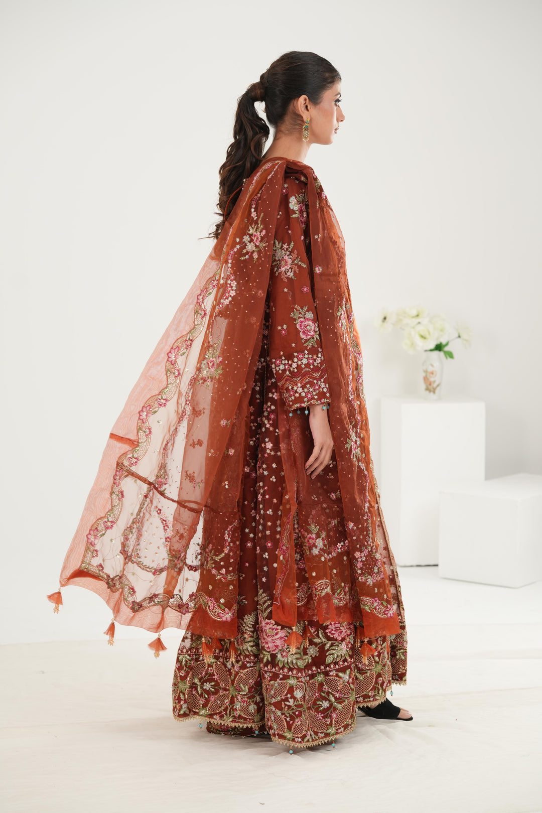 Shale - Afrozeh La Fuchsia Stitched