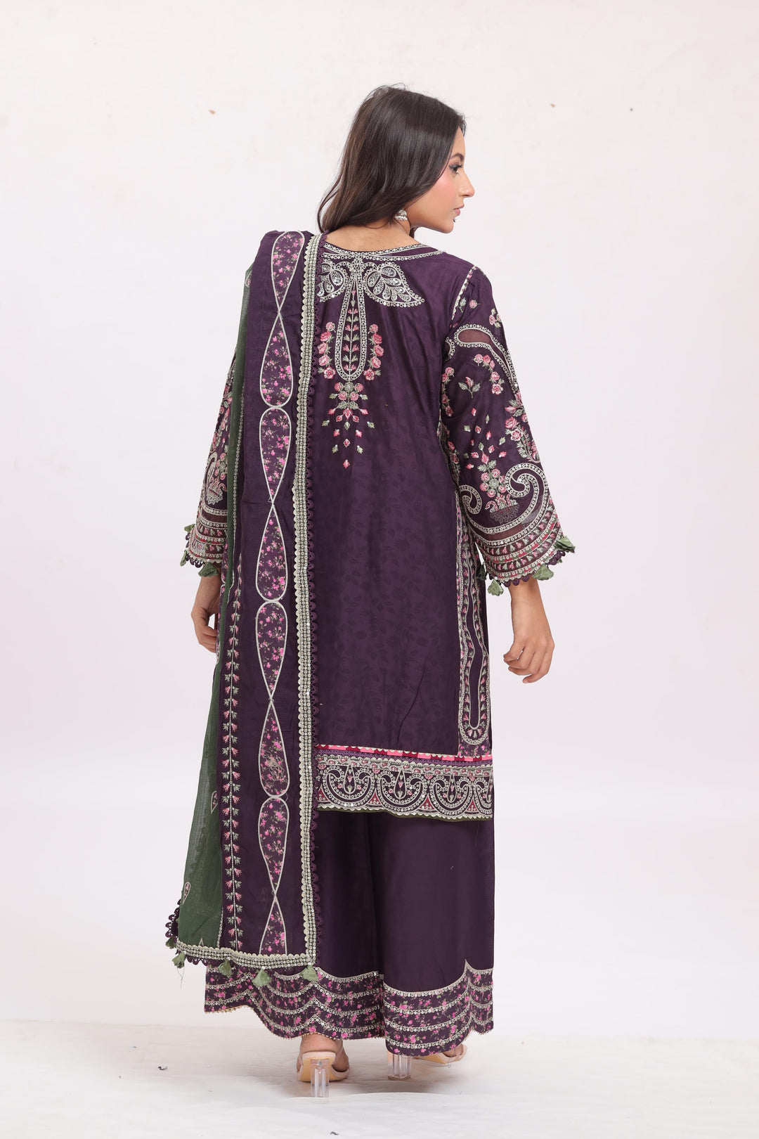 Design 6 - Jazmin Shahkaar Luxury Lawn Stitched