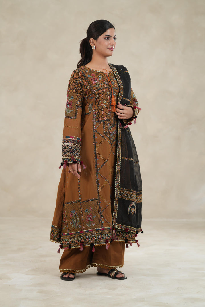 Design 5 - Jazmin Shahkar Luxury Stitched