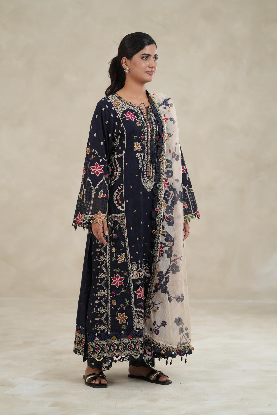 Design 7 - Jazmin Shahkar Luxury Stitched